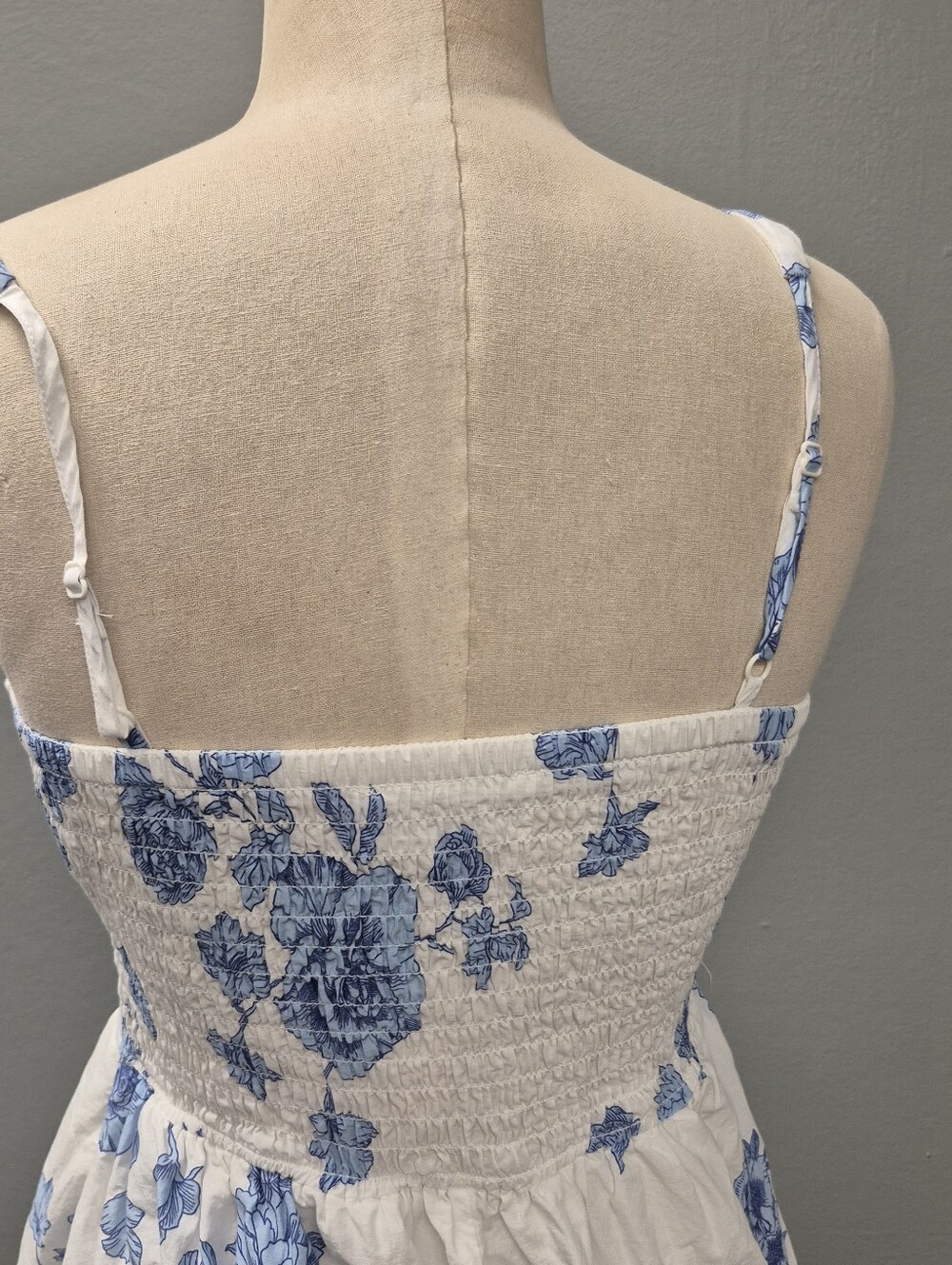 Trixxi Los Angeles Blue Floral Toile Cotton Midi Dress Medium - Picture 4 of 10